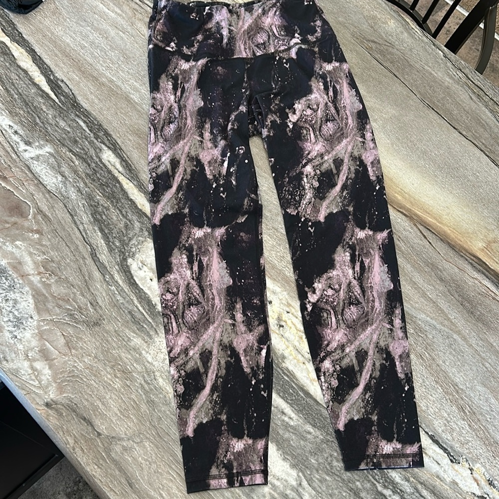 Medium Old Navy PowerPress leggings